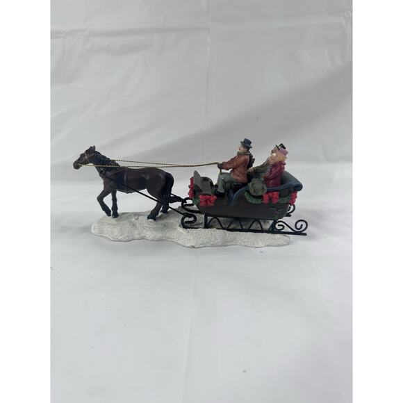 St Nicholas Square Village Collection SLEIGH RIDE Horse Drawn Carriage In box - Picture 3 of 9
